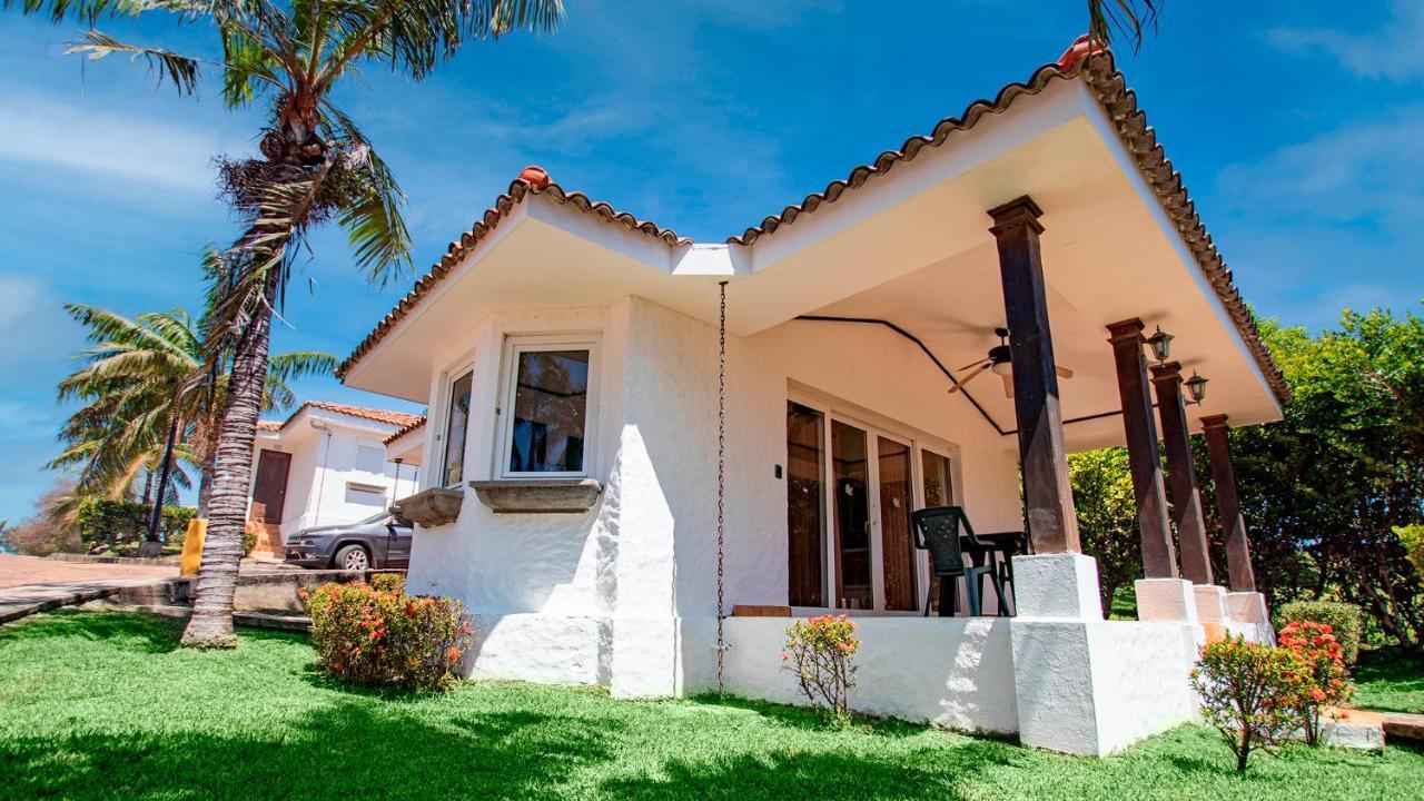 Las Veraneras Villas & Resort Acajutla ภายนอก รูปภาพ