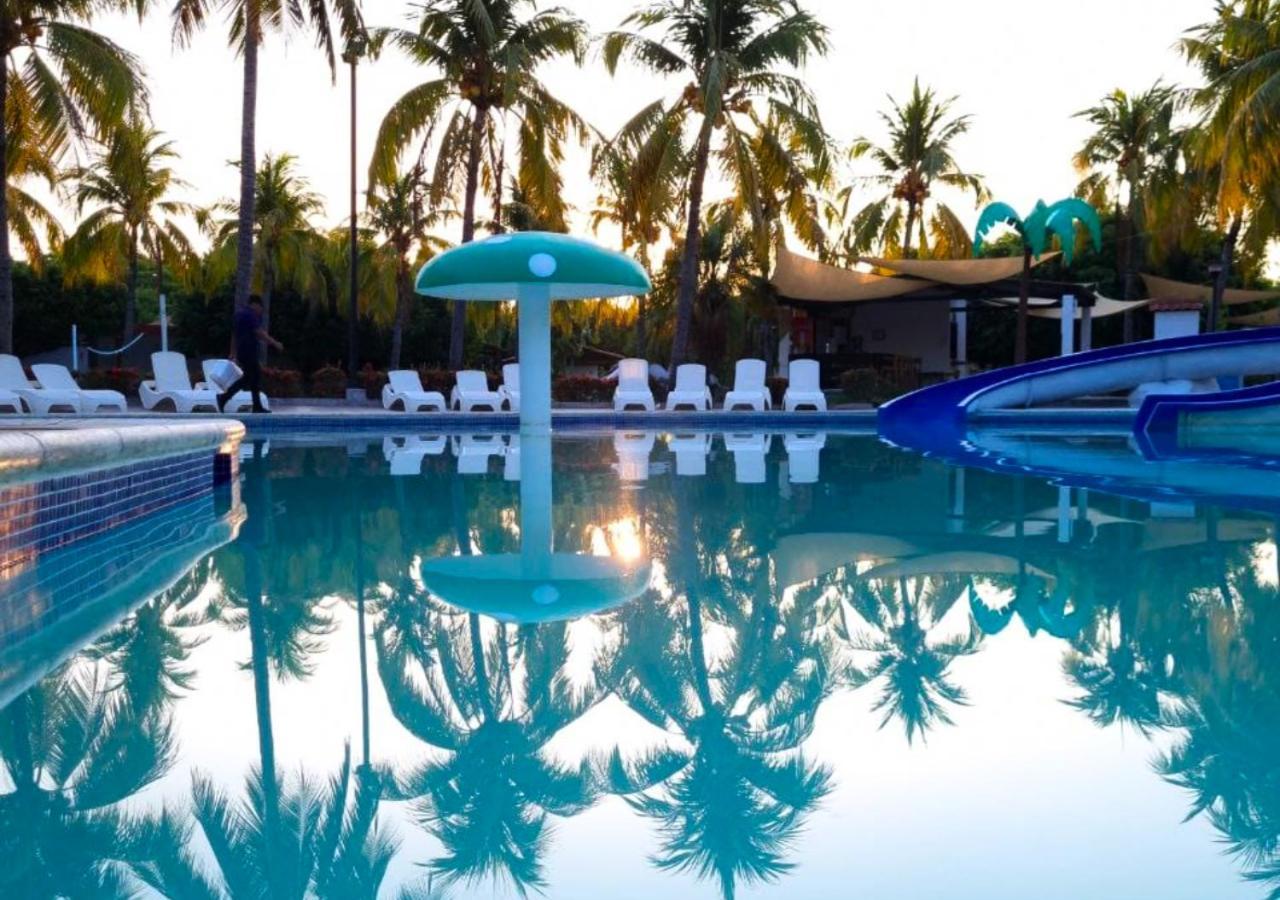 Las Veraneras Villas & Resort Acajutla ภายนอก รูปภาพ