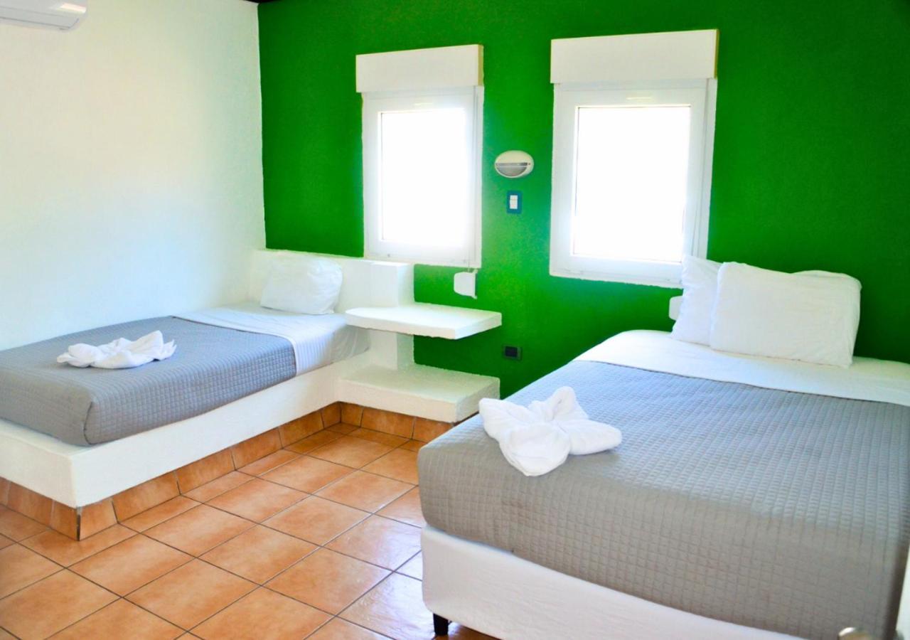 Las Veraneras Villas & Resort Acajutla ภายนอก รูปภาพ
